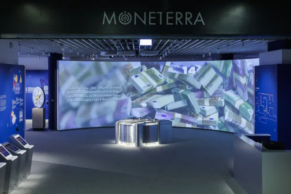 hust-video-sustav-01